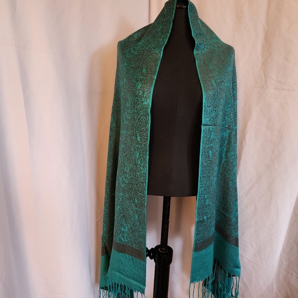 PASHIMA Scarf NWOT - Picture 1 of 5
